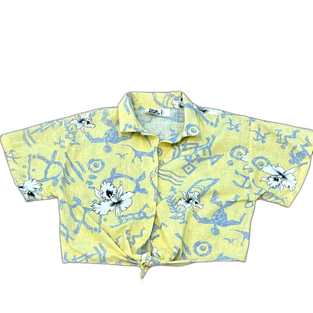 Hilo Hattie Yellow Floral Tie-Front Crop Top